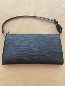 Louis Vuitton Pochette Accessoire Clutch Bag